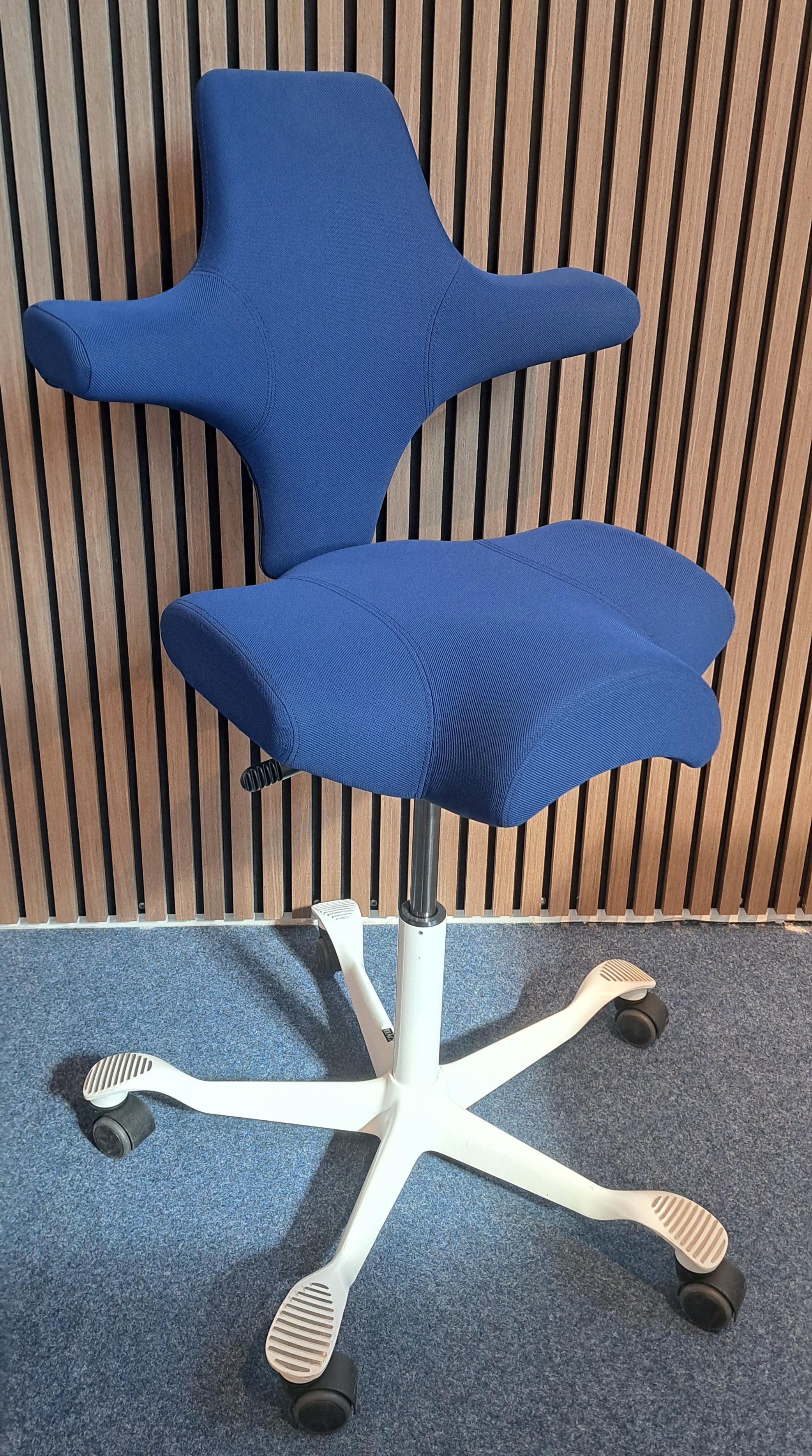 Drehstuhl Capisco Drehstuhl Capisco