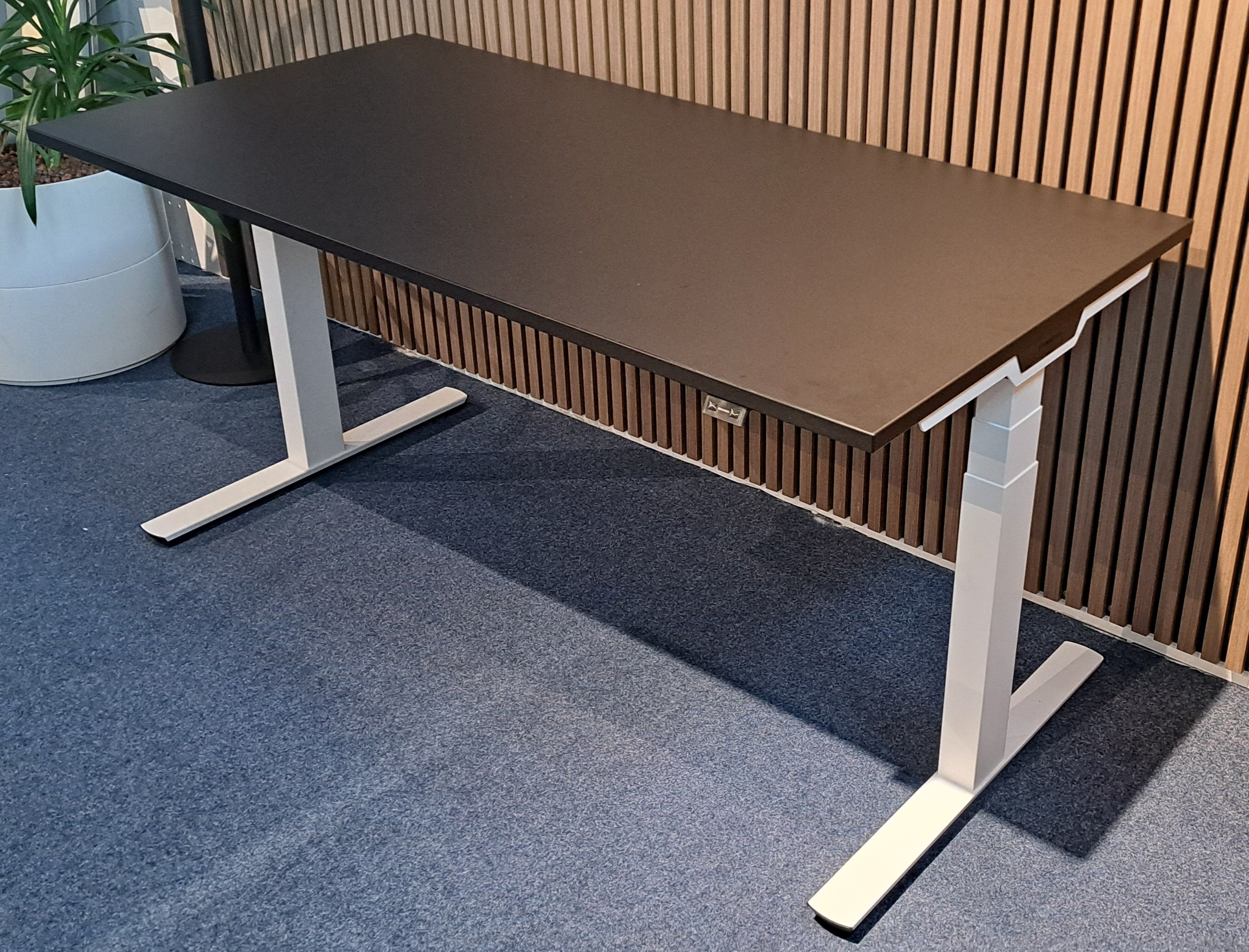 Sitz-Stehtisch Crew T