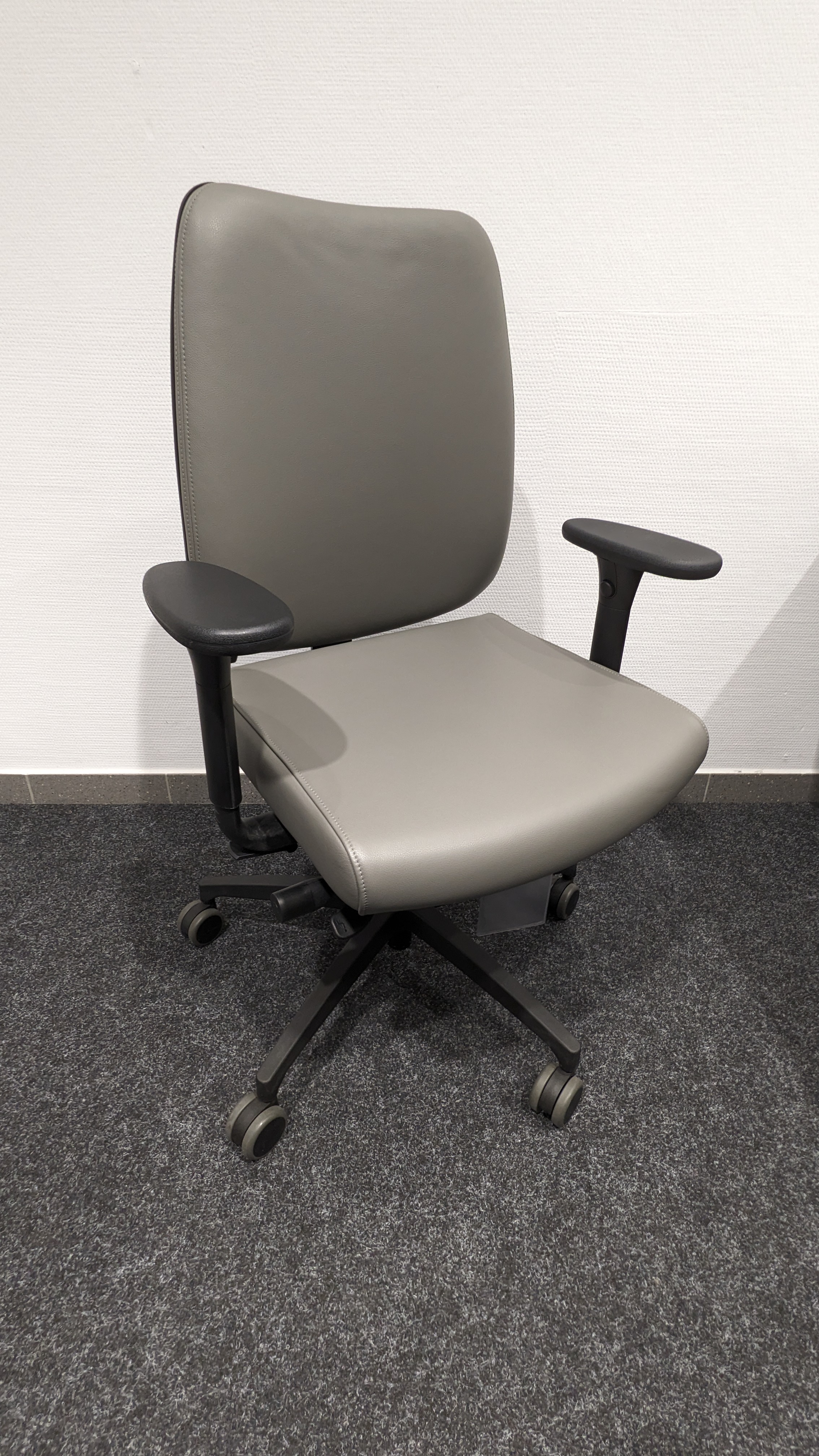 Drehstuhl FIGO