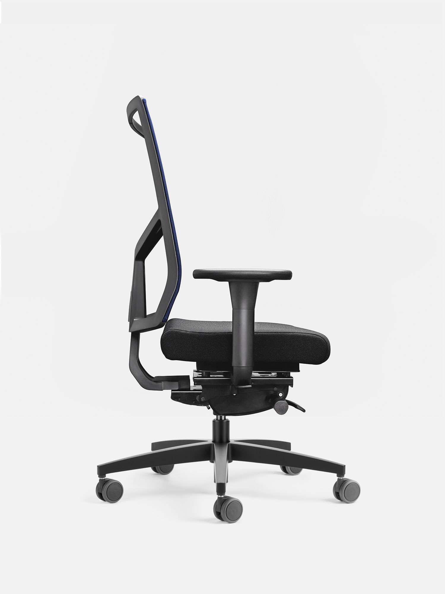 3-D-Stuhl-Ergo-Top-Net-schwarz-blau-bmsofort-3 3-D Stuhl Ergo-Top Net