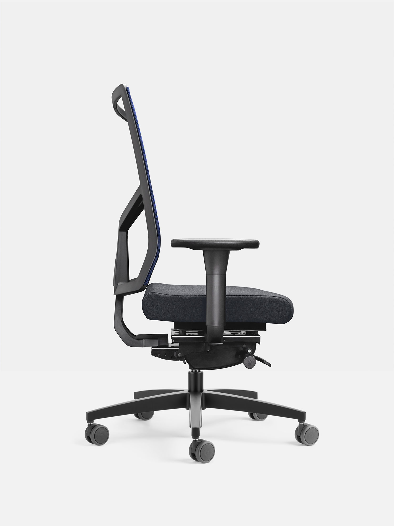 3-D Stuhl Ergo-Top Net